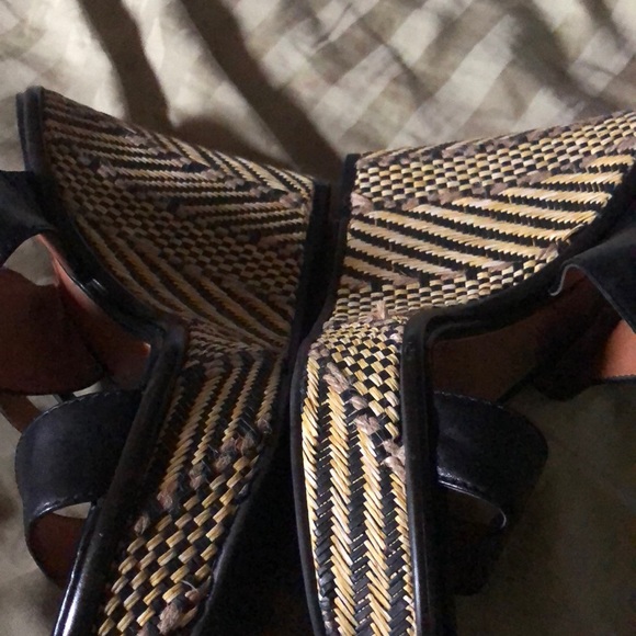 Shoes - Picture 2 of 3